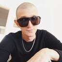  ,   Artur, 39 ,   ,   