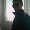  ,   Victor, 32 ,   