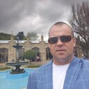  ,   Viktor, 43 ,   c 