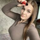  ,   Viktoria, 22 ,  