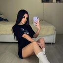 ,   Milana, 25 ,   ,   , c 