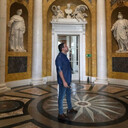  Tel Aviv-Yafo,    Timur, 25 ,  