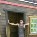  ,   Leva, 35 ,   
