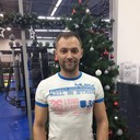  ,   Elguapo, 44 ,   