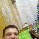  ,   Viktor, 40 ,   