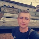  ,   Maxim, 33 ,   ,   , c , 