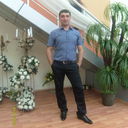  -,   Macho, 42 ,   ,   , c 