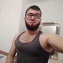 ,   Russel, 40 ,   