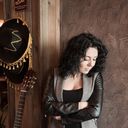  ,   YANA, 40 ,     , c 