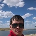  ,   Viktor, 31 ,   