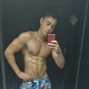  ,   Mihail, 32 ,   