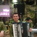  ,   Eugen, 33 ,   
