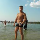  ,   Denis, 32 ,  