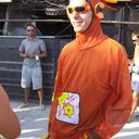  ,   Frik, 44 ,   ,   , c 