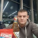  ,   Artem, 36 ,  