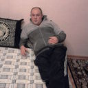  ,   Denis, 39 ,   ,   , c 