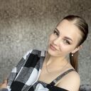  ,   Viktoria, 22 ,  