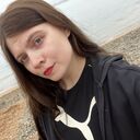  ,   Viktoria, 26 ,  
