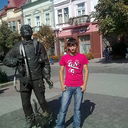  ,   Vania, 33 ,   