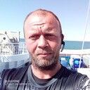  ,   Andrei, 39 ,   c 