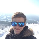  ,   Viktor, 32 ,   ,   , c , 