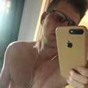  ,   Vladislav, 32 ,   c 