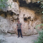  ,   Arman, 44 ,   ,   