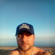  ,   Lucky, 39 ,   