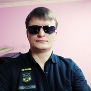  ,   Lari, 37 ,  