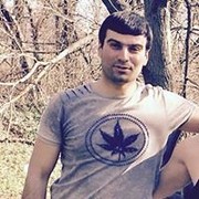  ,  Armen, 37