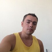  ,   Vladimir, 32 ,   ,   