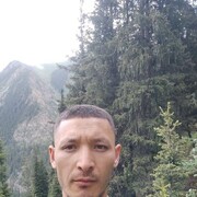  ,   Asylbek, 32 ,   