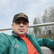  ,   Marat, 32 ,   ,   