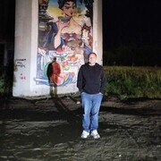  ,   Leon, 44 ,   
