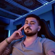  ,   Edmond, 28 ,   ,   