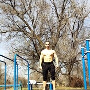  ,  Valentin, 34