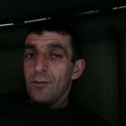  ,  Erik, 40