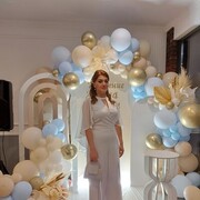  ,   Anna, 44 ,  