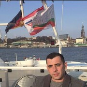  ,   Raad, 44 ,   ,   