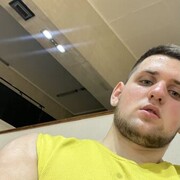  Abbadia Lariana,   Vladyslav, 22 ,   ,   