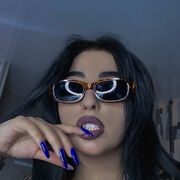  ,   Adel, 21 ,   ,   