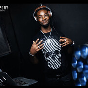 ,   Dj, 28 ,   ,   