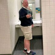  Rheinbreitbach,  james, 57