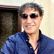  ,   Amir, 44 ,   ,   