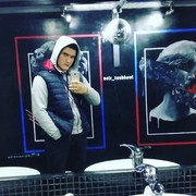  ,  Zoir, 24