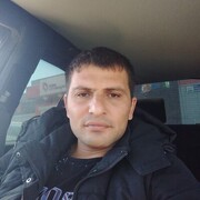  ,   Artur, 37 ,   ,   