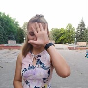 Знакомства Новониколаевка, девушка Улька, 20