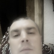  ,   Sasha, 44 ,   
