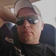  ,  Alex, 48