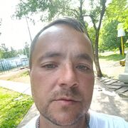  ,   Ruslan, 37 ,   ,   